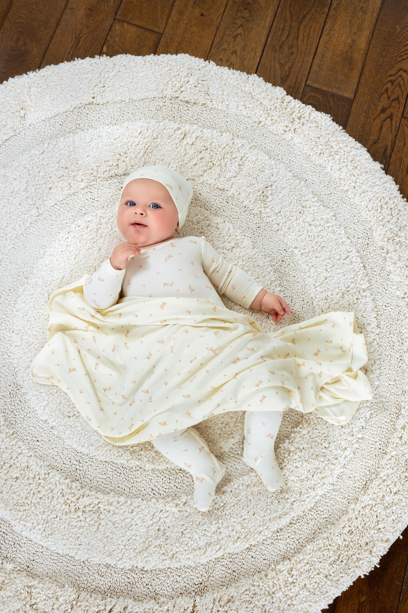 Bamboo Ribbed Floral Blanket