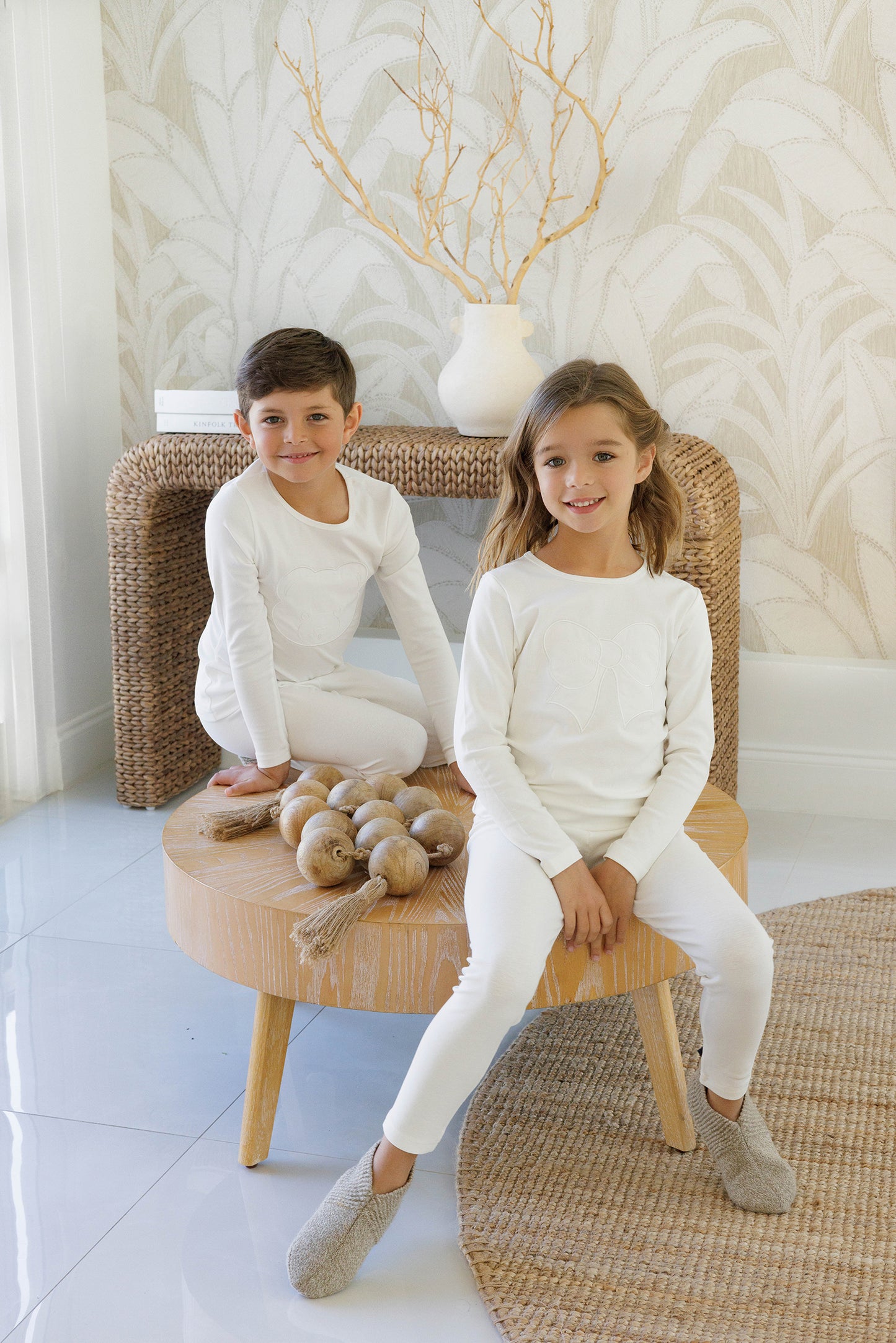 Girls Puffy Bow Loungewear Set