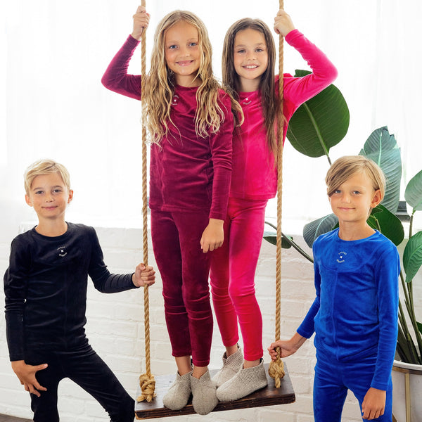 LOUNGEWEAR