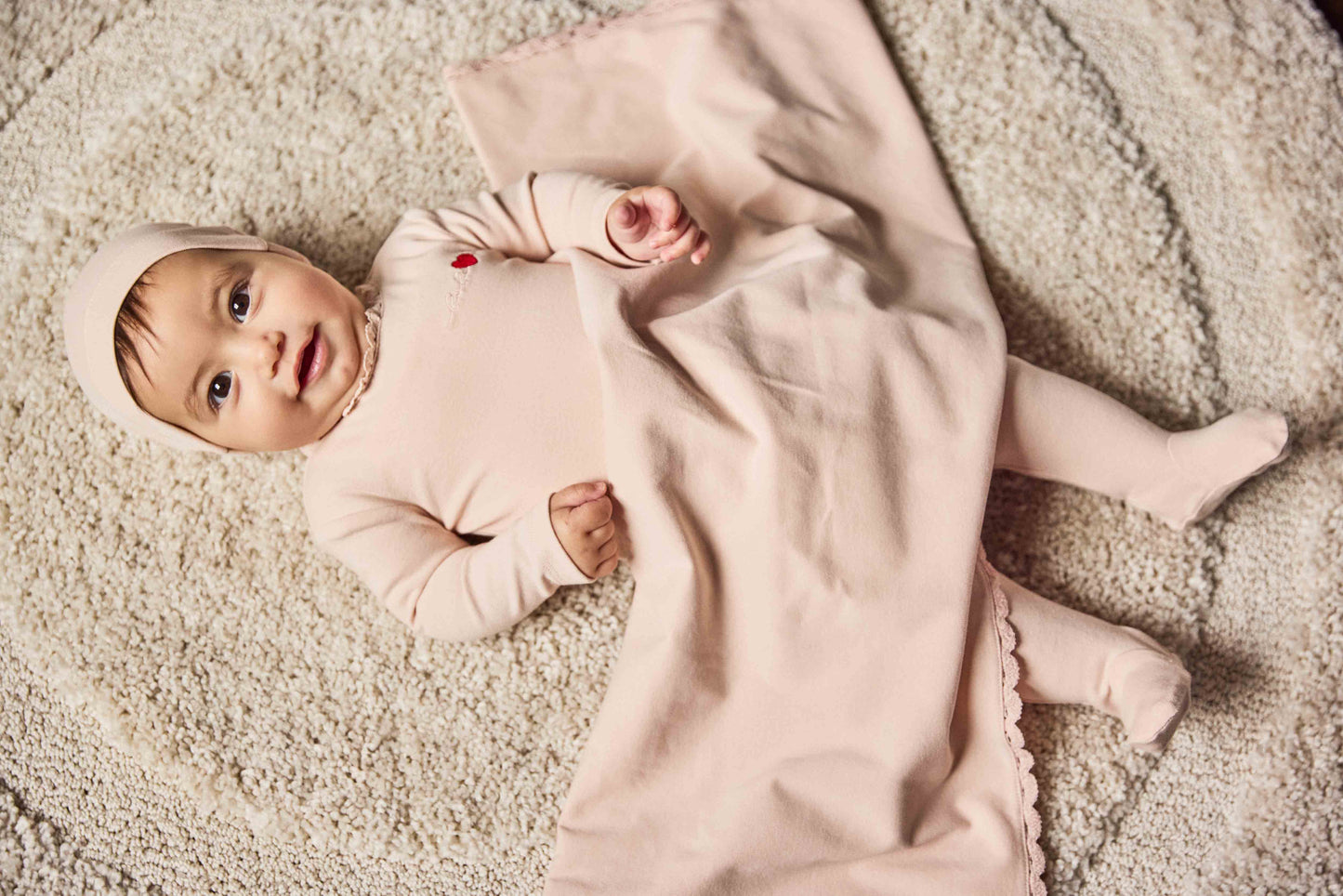 Bebe Heart Blanket